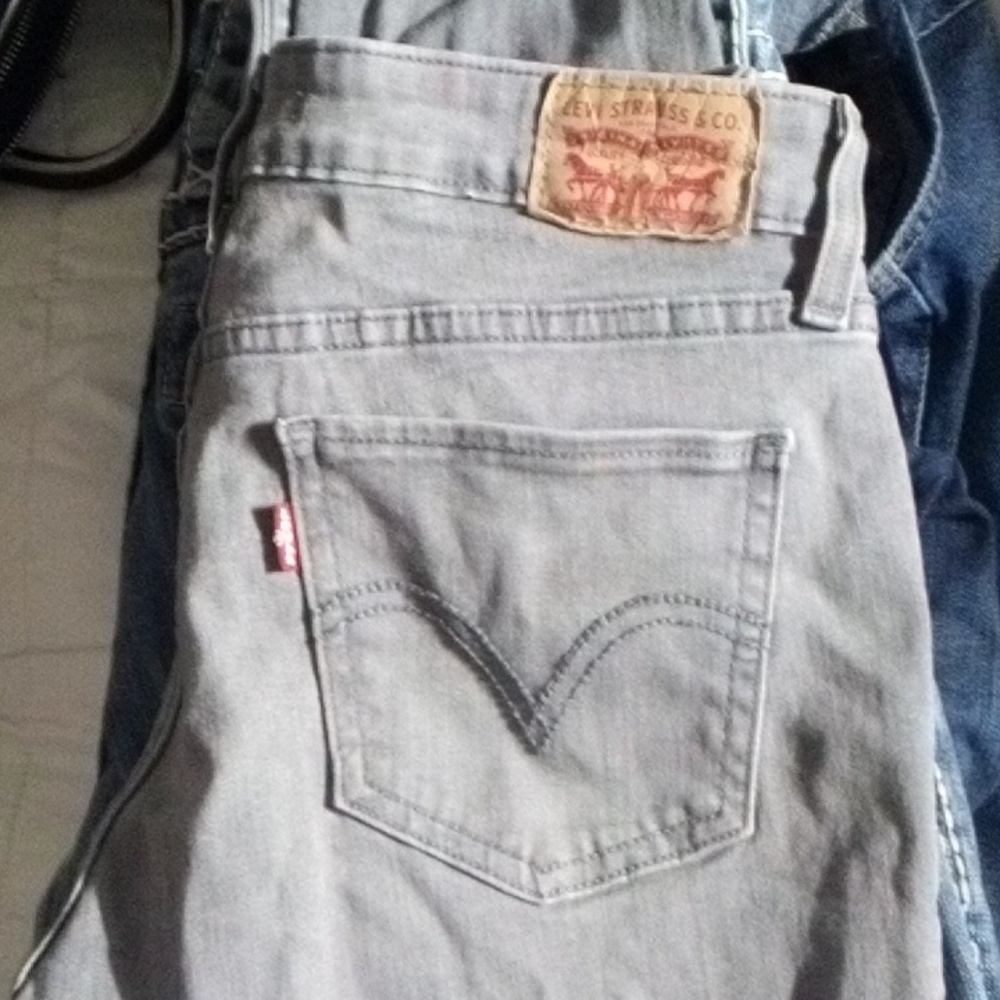 Levi jeans